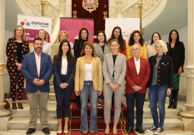 CONVIVE Fundación Cepaim se reúne con cinco ayuntamientos de la Región para evaluar las actividades realizadas en el proyecto '+ Que Emple-a' - 1, Foto 1