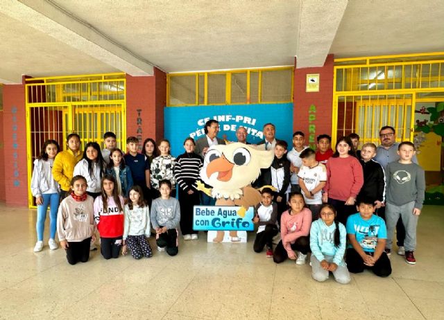 Vuelve la campaña Bebe agua con Grifo para informar en los centros educativos sobre la calidad del agua potable de Lorca - 2, Foto 2