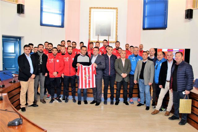 El Alcantarilla Club de Fútbol presentó su proyecto deportivo para esta temporada y a su plantilla en el Ayuntamiento - 2, Foto 2