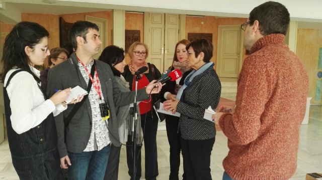 La Presidenta de la Asamblea aboga por una justicia cercana a las mujeres - 1, Foto 1