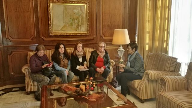 La Presidenta de la Asamblea aboga por una justicia cercana a las mujeres - 2, Foto 2