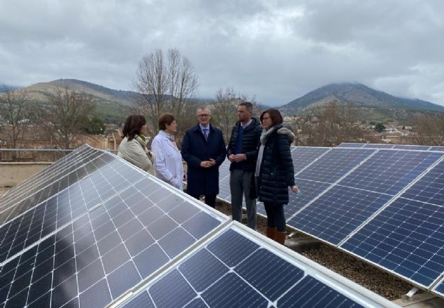 La instalación de techos solares en el hospital del Noroeste ahorra 130.000 euros en 8 meses - 1, Foto 1