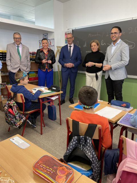 La Región de Murcia es pionera en la mejora de la accesibilidad cognitiva aplicada a los centros educativos de Infantil y Primaria - 1, Foto 1