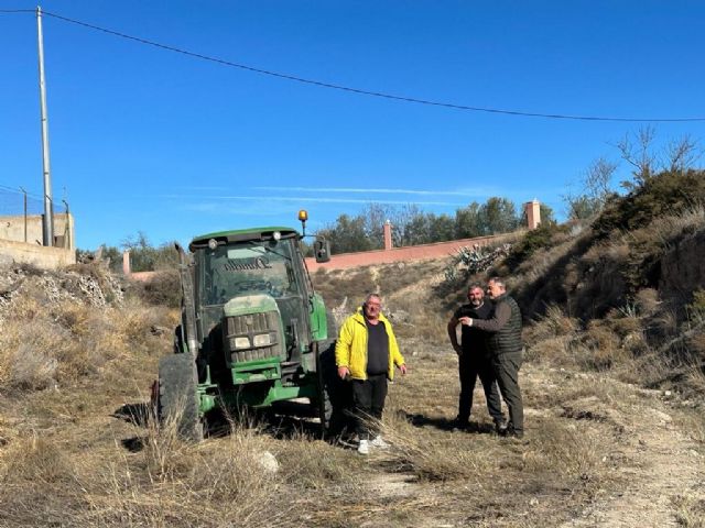 Más de 300 kilómetros de caminos y cunetas han sido desbrozados en pedanías del municipio - 5, Foto 5