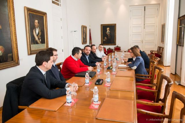 El Gobierno local fomenta el diálogo con la nueva directiva de HOSTECAR - 1, Foto 1