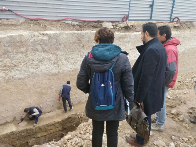 Las excavaciones dejan al descubierto gran parte del baluarte 3 de la Muralla de Carlos III - 1, Foto 1