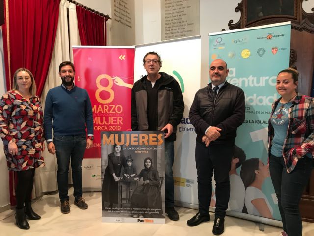 El Aula de Cultura de CajaMurcia acogerá el viernes a las 18:30 horas la entrega de los premios Mujeres y Hombres por la Igualdad y Lorca por la Igualdad - 1, Foto 1