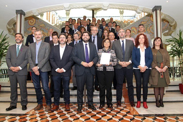 La Asamblea Regional aprueba por unanimidad la reforma del Reglamento de la Cámara - 2, Foto 2