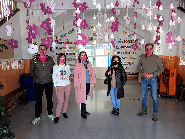 El Colegio Antonio Buitrago hace un guiño al Mar Menor con la llegada de la Floración de Cieza - 1, Foto 1