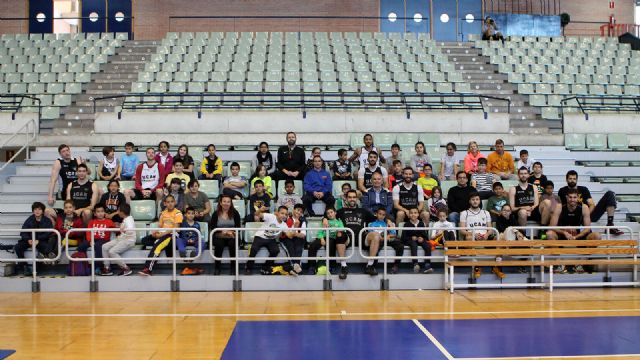 El Colegio Pintor Pedro Flores visita al UCAM Murcia CB - 2, Foto 2