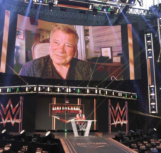 El Capitán Kirk de Star Trek, teletransportado al Salón de la Fama de la WWE - 2, Foto 2