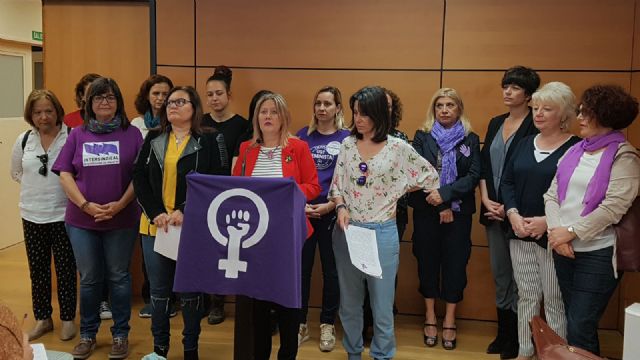 La Asamblea Feminista de la Región de Murcia inicia su andadura con más de un millar de mujeres dispuestas a luchar por la igualdad y exigir profundos cambios políticos y sociales - 2, Foto 2