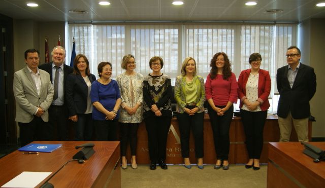 El PSOE reclama políticas potentes y coordinadas para proteger a la infancia y adolescencia en la Región - 2, Foto 2