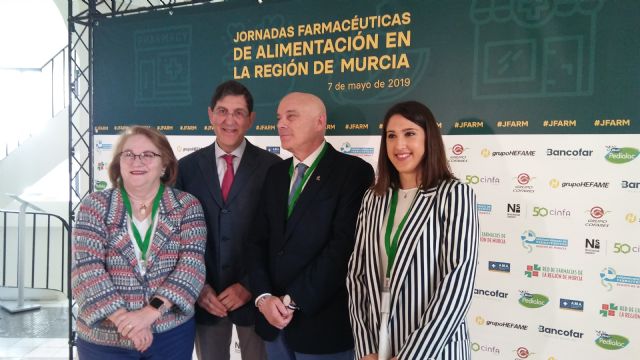 Salud apuesta por trasladar el conocimiento científico sobre alimentación a la población - 1, Foto 1