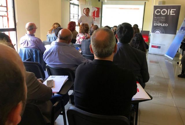 El COIE muestra de la mano de ASECOM los servicios gratuitos que presta a las empresas - 1, Foto 1