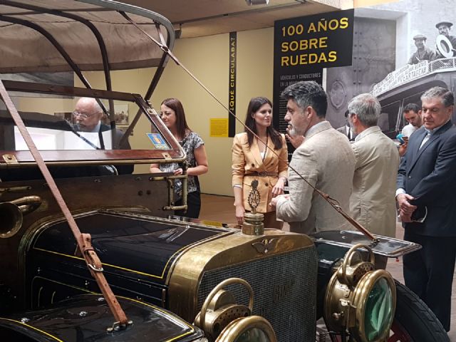 El Archivo General recorre cien años de historia del automóvil en la Región de Murcia - 1, Foto 1