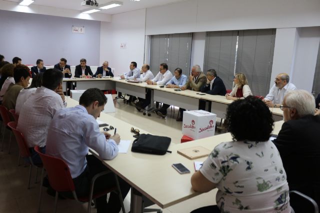 Los alcaldes y alcaldesas del PSOE están hartos de la parálisis del Gobierno regional - 1, Foto 1