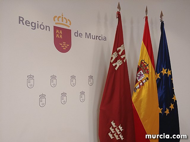 La Administración regional inicia un proceso de revisión de 1.700 procedimientos para su simplificación - 1, Foto 1