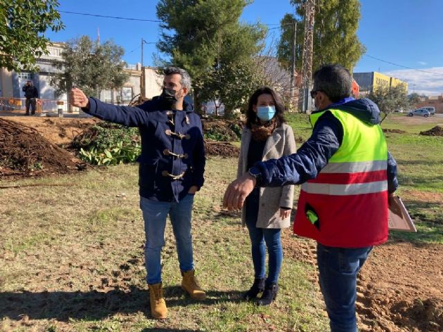 El Ayuntamiento invierte más de 30.000 euros en crear una nueva zona de esparcimiento en Torreciega - 1, Foto 1