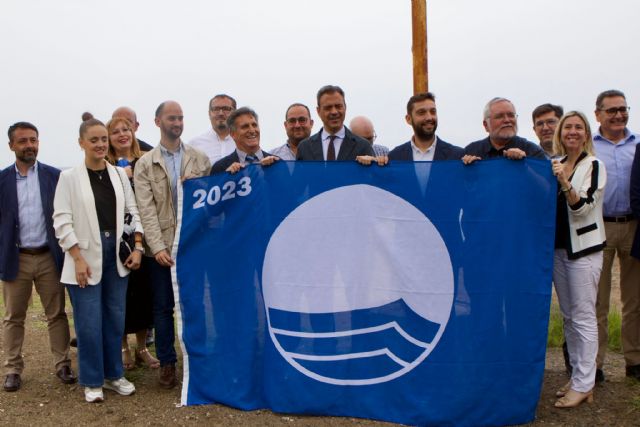 Entregan las 34 banderas azules a las playas y puertos distinguidos de la Región - 1, Foto 1