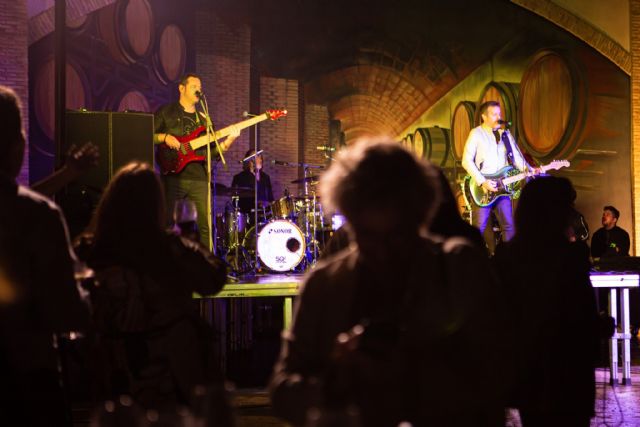 Bodegas Luzón celebra el festival ‘Música Entre Viñas’ con la actuación del grupo ‘La Guarida’ - 2, Foto 2