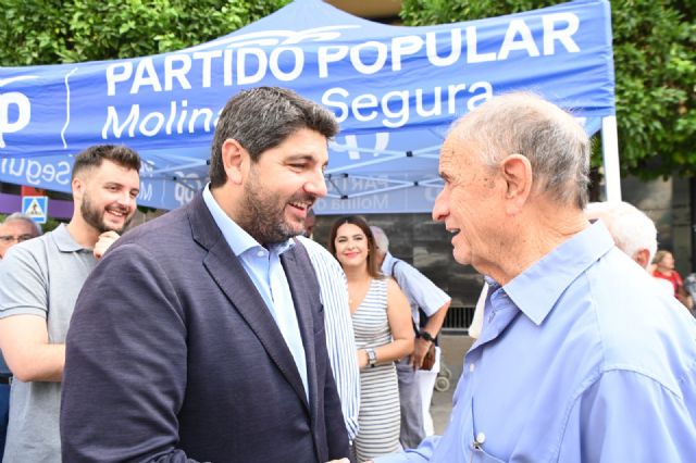 López Miras: Es importante votar al PP para que la Región tenga voz en Europa y empiece el principio del fin del Gobierno de Pedro Sánchez - 2, Foto 2