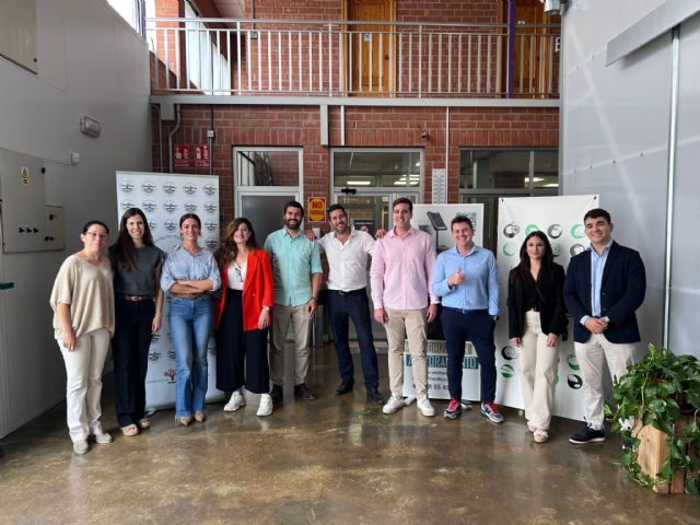 Jóvenes empresarios del Fórum de Amefmur analizan la convivencia generacional y la transformación tecnológica para seguir creciendo - 1, Foto 1