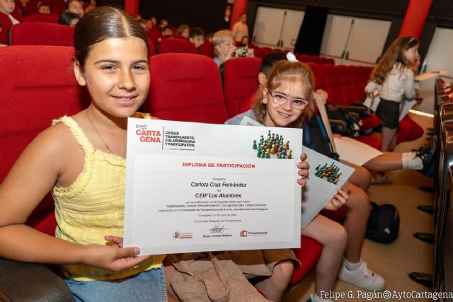 El Ayuntamiento entrega los Premios Cartagena Transparente a alumnos de colegios e institutos del municipio - 1, Foto 1