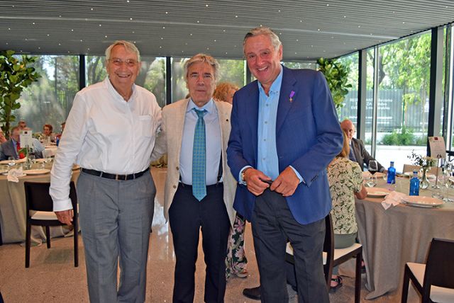 Sociedad. Sevilla . Excurción y almuerzo con los amigos de la capa en sevilla - 4, Foto 4