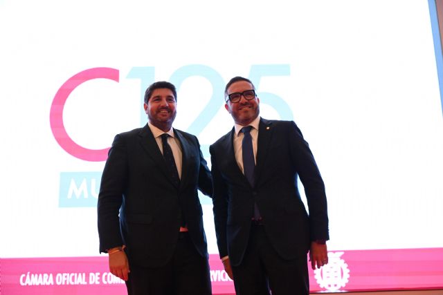 Fernando felicita a la Cámara de Comercio de Murcia - 2, Foto 2