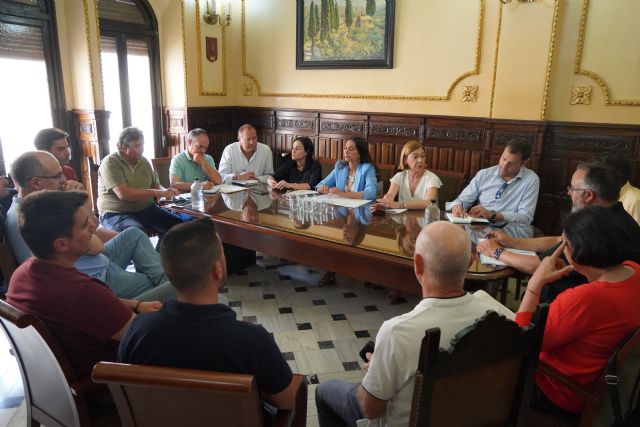 Las alcaldesas de Jumilla y Yecla se reúnen con la consejera de Agricultura, Sara Rubira, y representantes del sector agrario para hacer frente a los daños que sufre el secano del Altiplano - 1, Foto 1