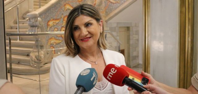 Mariló Flores: 'El PP intenta tapar con ruido político que, gracias al Gobierno de España, Cartagena tendrá un nuevo cuartel de la Guardia Civil' Mariló Flores: 'El PP intenta tapar con ruido político que, gracias al Gobierno de España, Cartagena tendrá un nuevo cuartel de la Guardia Civil'
