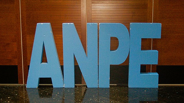 ANPE: 48 años de compromiso e independencia al servicio de la Educación Pública ANPE: 48 años de compromiso e independencia al servicio de la Educación Pública