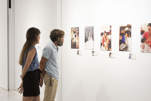 Estudiantes de Educación de la UMU exponen una muestra fotográfica sobre distintas visiones de la maternidad - 3, Foto 3