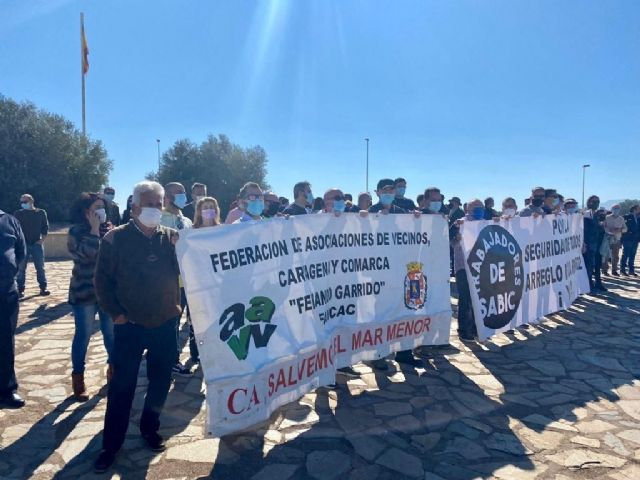 Carmina Fernández: La carretera de La Aljorra, que conecta la autovía con Sabic, no puede seguir en el estado que se encuentra ni un día más - 1, Foto 1