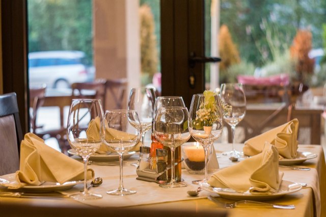 El sector de la restauración calienta motores: 7 de cada 10 españoles prefiere salir a comer fuera en verano - 1, Foto 1