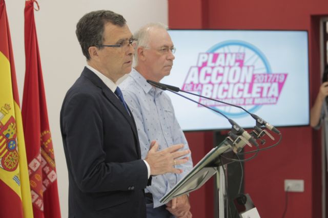 La bicicleta entrará al centro de Murcia con dos nuevos carriles bici que conectarán La Circular con La Fica y el Malecón - 1, Foto 1