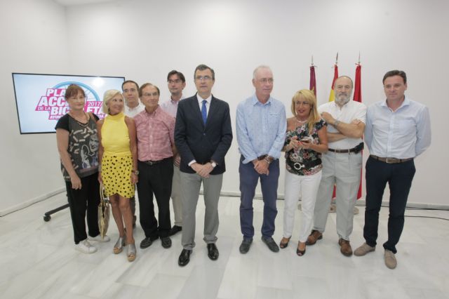 La bicicleta entrará al centro de Murcia con dos nuevos carriles bici que conectarán La Circular con La Fica y el Malecón - 2, Foto 2