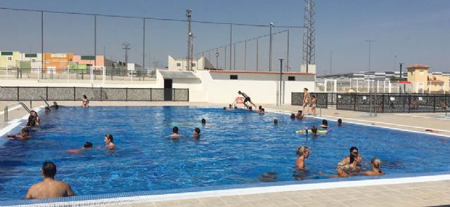 Las Piscinas Municipales de Lorquí registran cinco mil visitas durante el mes de julio - 1, Foto 1