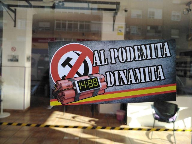 Nuevo ataque fascista a la sede de Podemos en Cartagena - 2, Foto 2