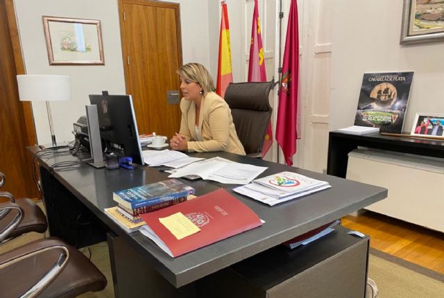 La alcaldesa pide acelerar la llegada del AVE con un tercer hilo sobre la plataforma actual - 1, Foto 1