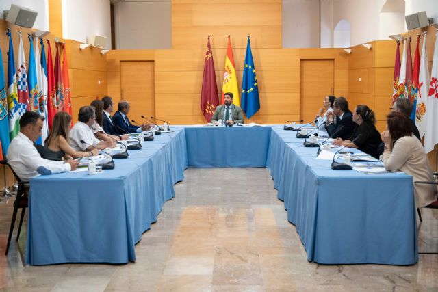 López Miras se compromete a impulsar en la Asamblea Regional una PNL de reconocimiento y apoyo a la economía social - 2, Foto 2