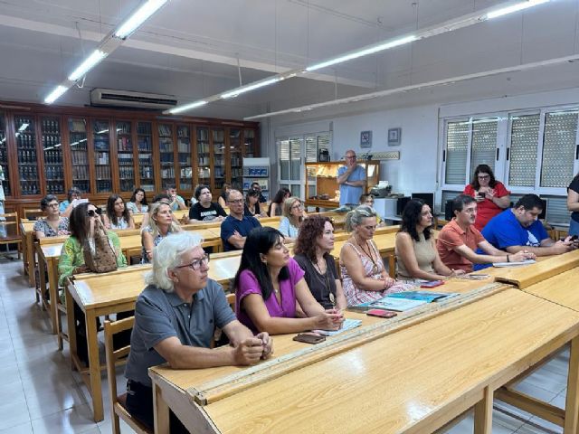 EmprendeJoven orientará a los estudiantes de FP del municipio a poner en marcha un proyecto empresarial - 4, Foto 4