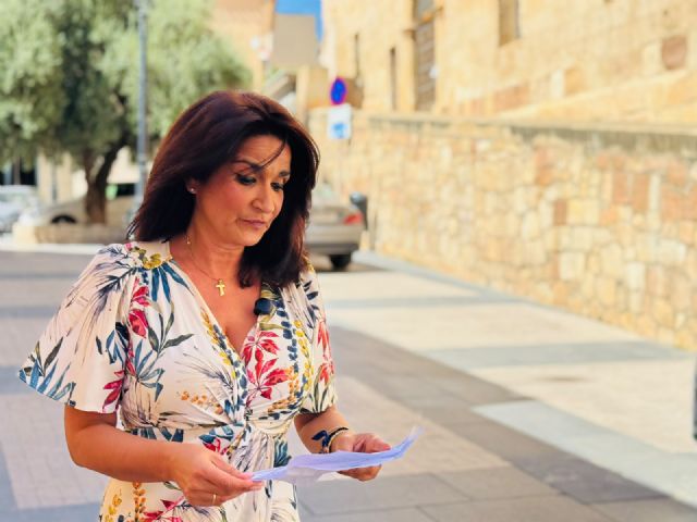 Los artesanos de Lorca ya pueden contar con nuevas ayudas para fomentar la comercialización de sus productos y su participación en ferias profesionales Los artesanos de Lorca ya pueden contar con nuevas ayudas para fomentar la comercialización de sus productos y su participación en ferias profesionales