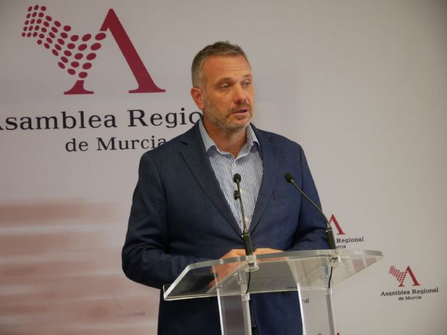 El PP propone a la Asamblea una declaración institucional de apoyo y solidaridad con Ceuta 'ante la desidia y el abandono de Sánchez a la Ciudad Autónoma' El PP propone a la Asamblea una declaración institucional de apoyo y solidaridad con Ceuta 'ante la desidia y el abandono de Sánchez a la Ciudad Autónoma'