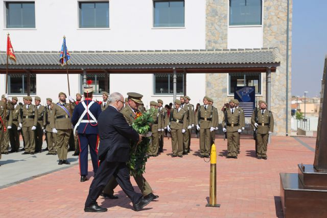 El Regimiento de Artillería n°73 y la UCAM se hermanan en una emotiva Jura de Bandera - 1, Foto 1