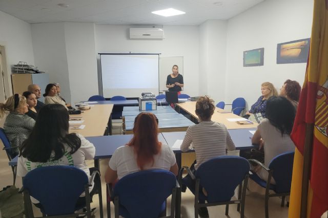 Las aulas del Consorcio La Manga se abren al curso de Camarero y Protocolo de atención al público en Hostelería - 1, Foto 1