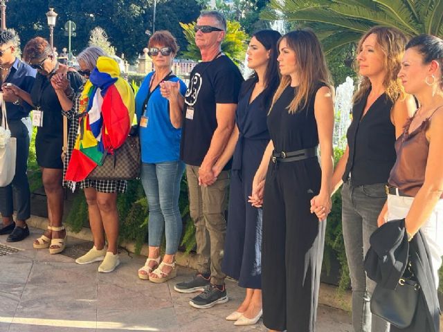 El Ayuntamiento de Murcia participa en el homenaje a las víctimas organizado por varias asociaciones latinoamericanas - 3, Foto 3