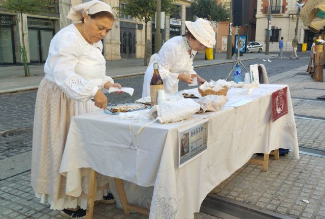 La Asociación Carmesí participa en la “Fira Modernista D´Alcoi” - 5, Foto 5