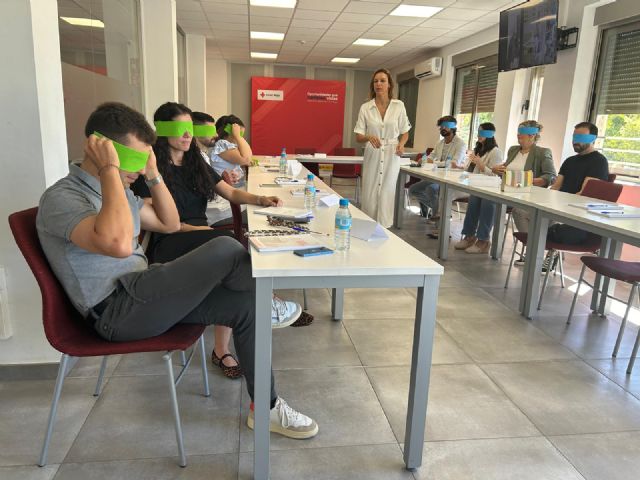 Plan de Empleo de Cruz Roja en la Región de Murcia desarrolla una formación con Empresas sobre la Comunicación Social y el Lenguaje Inclusivo - 2, Foto 2